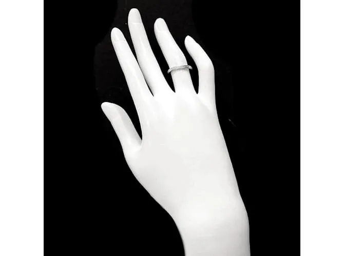 Anillo Legacy en Platino de Tiffany & Co. 
