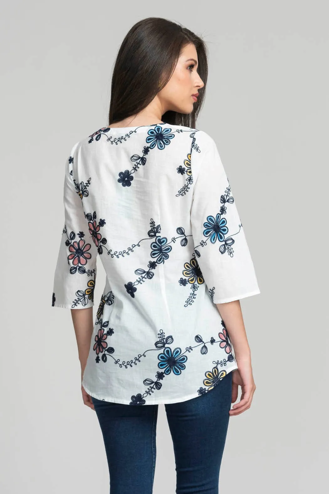 Blusa con Bordado Dama Cherry 22409