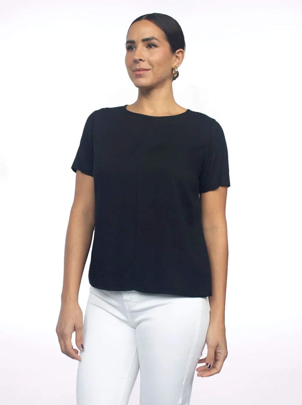 Blusa negra con encaje Esenciales