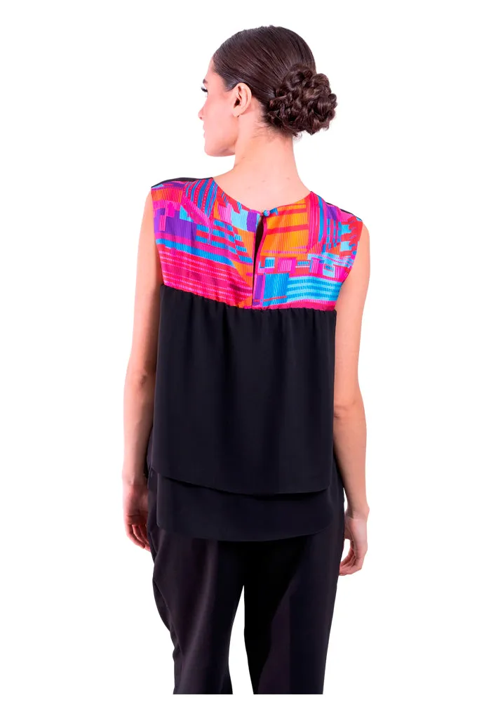 Blusa Pétalos Arquitectura Prehispánica Fucsia