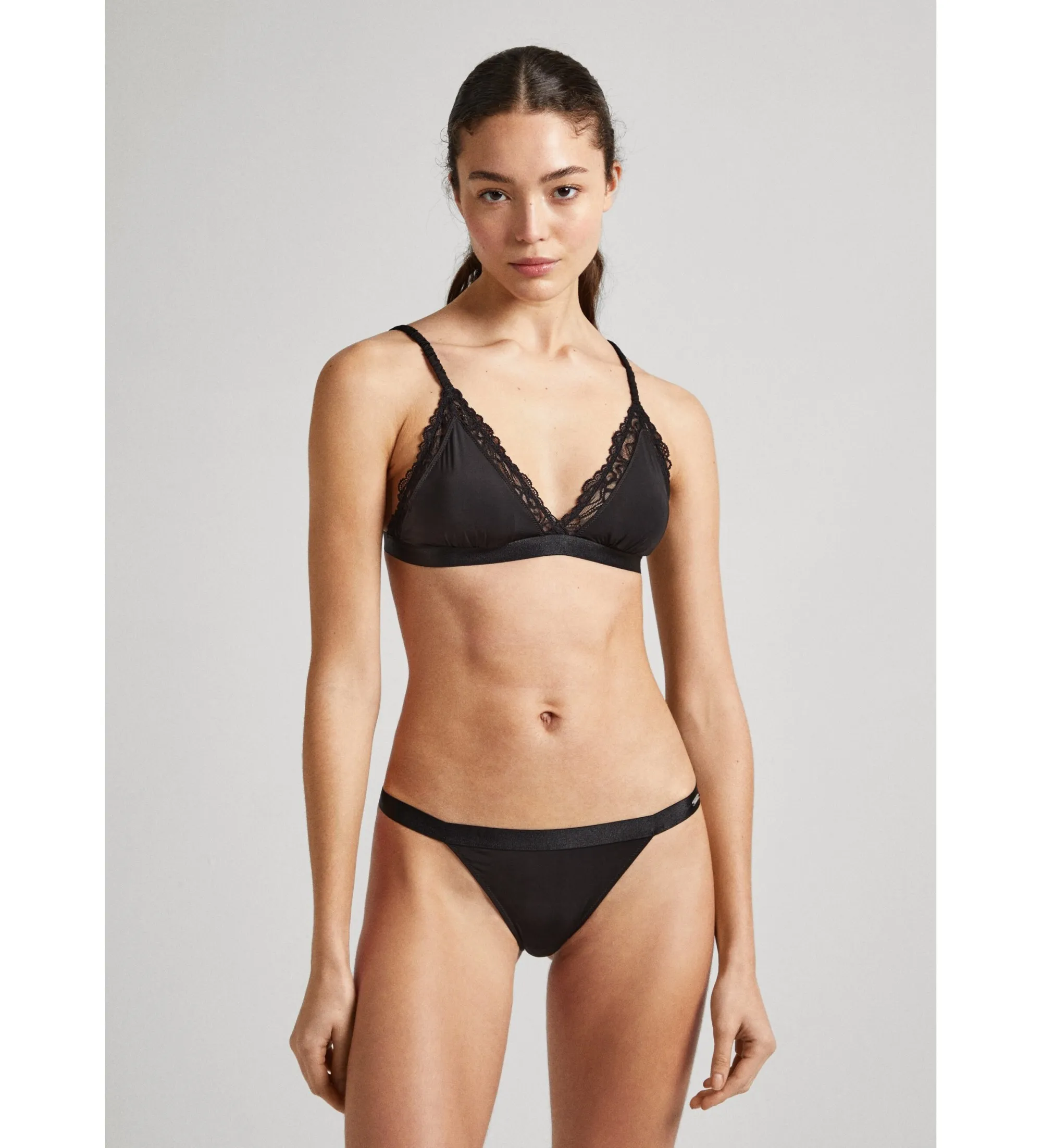 Braga Lace negro
