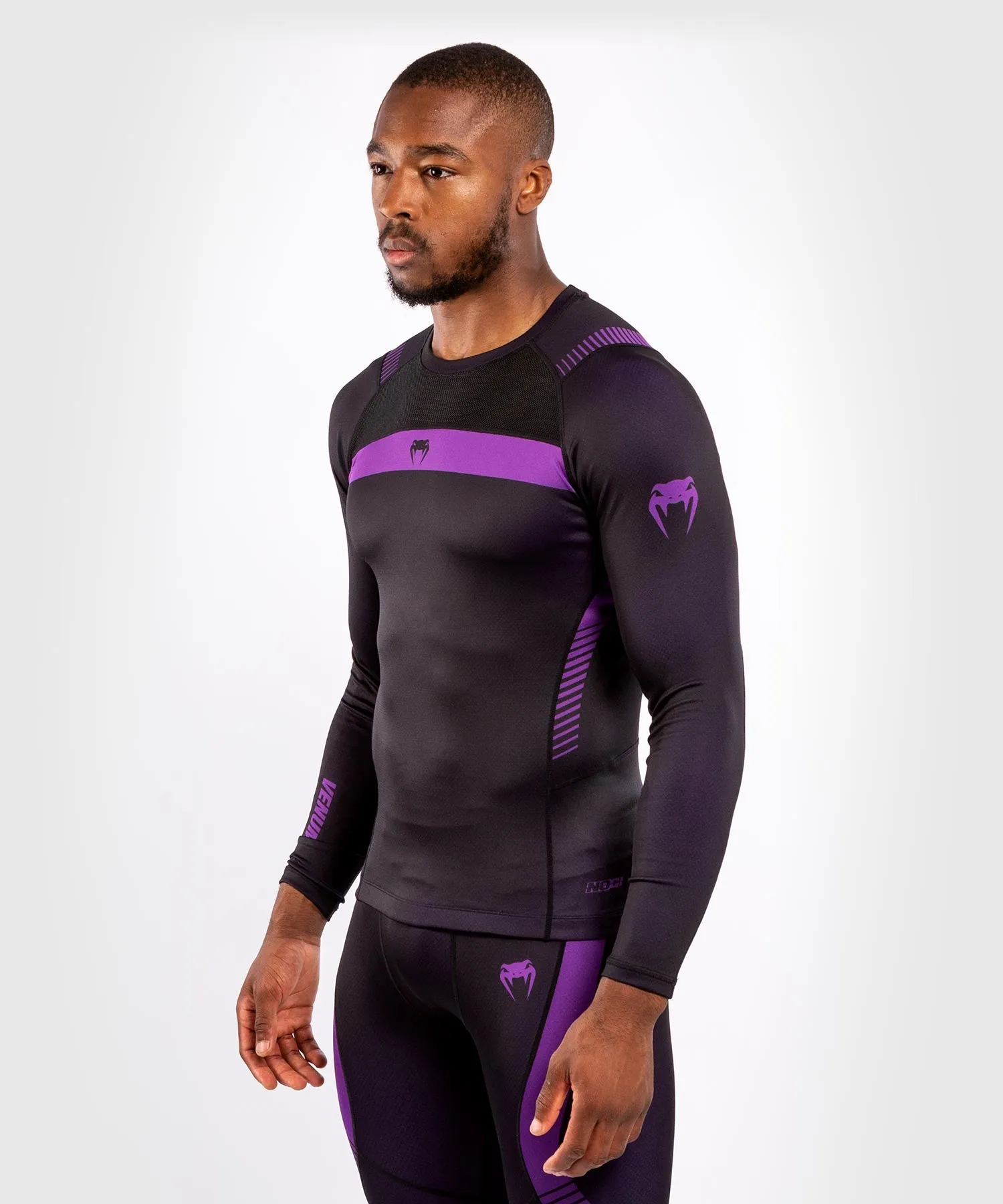 CAMISETA DE COMPRESIóN VENUM NO GI 3.0  MANGA LARGA  NEGRO/MORADO