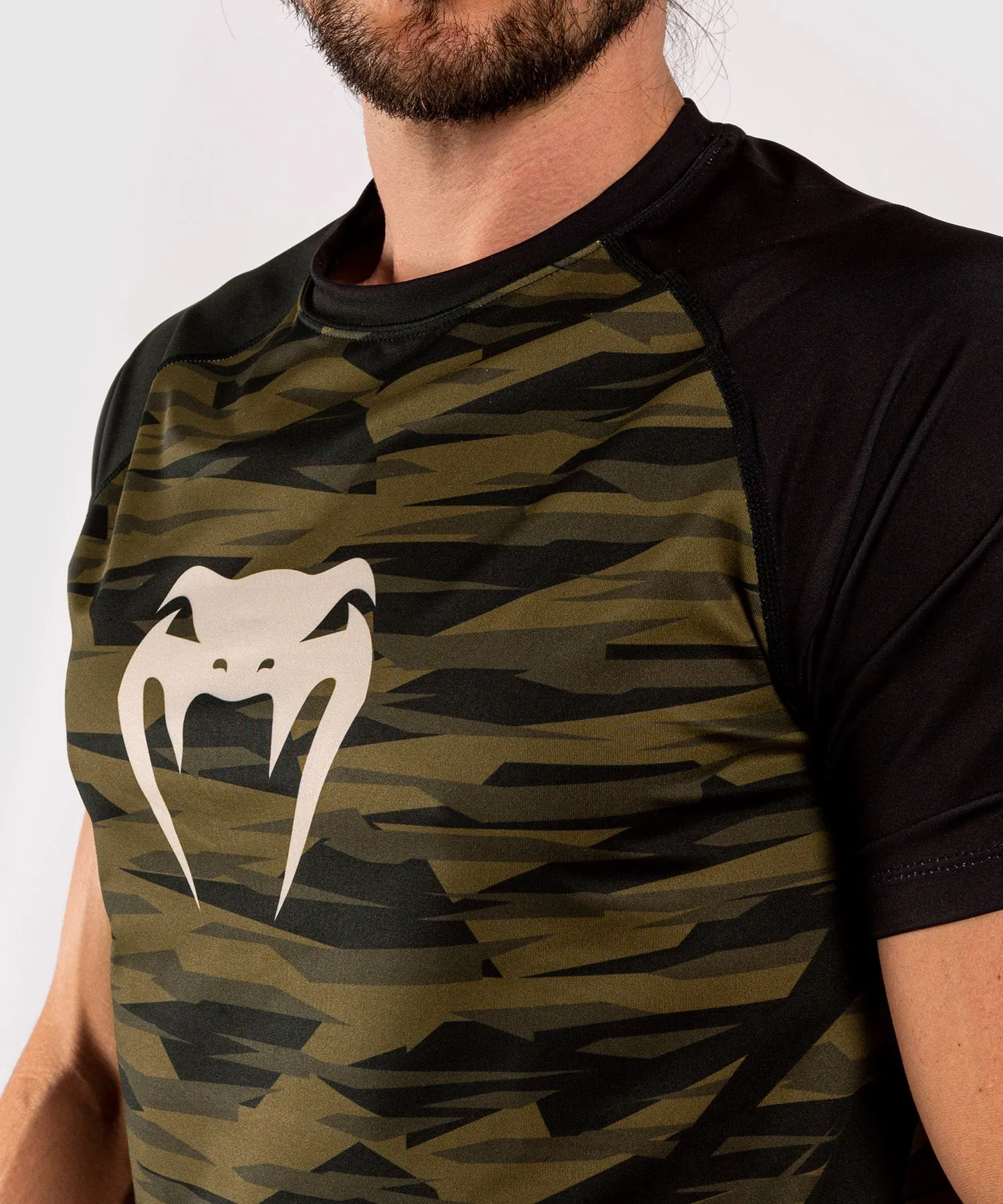 CAMISETA DRYTECH VENUM CONTENDER 5.0  CAMO KAKI