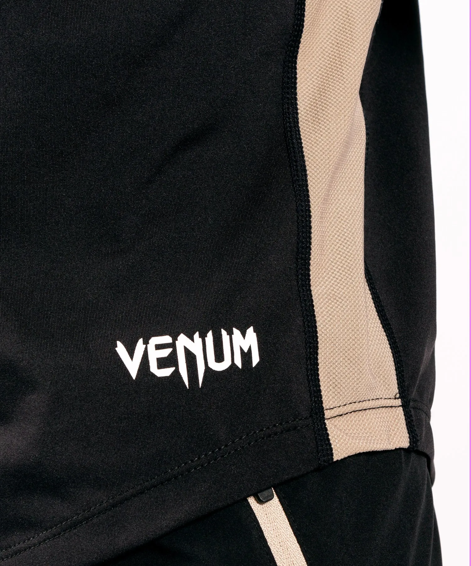 CAMISETA DRY TECH VENUM ORIGINS  NEGRO/BLANCO