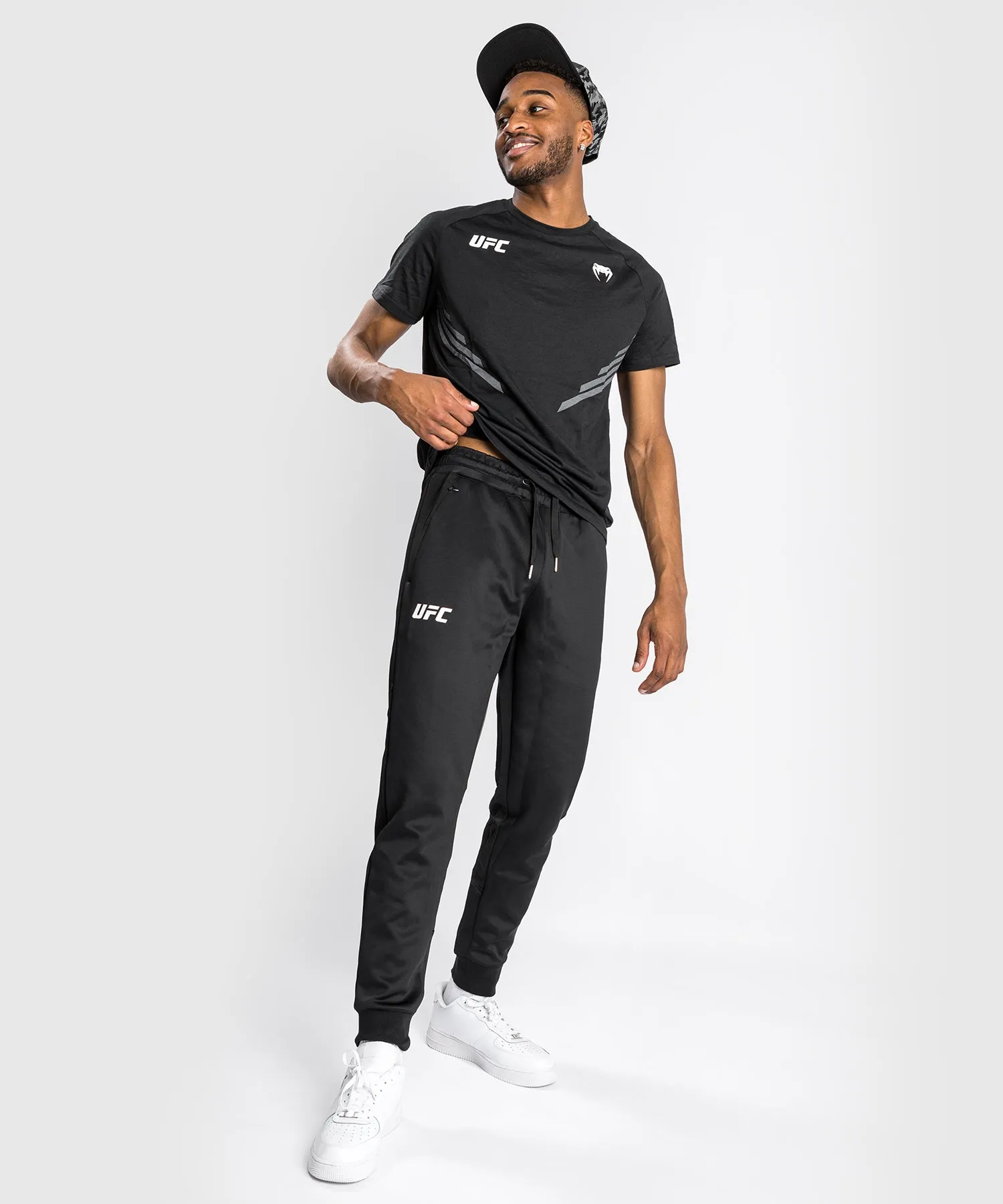 CAMISETA PARA HOMBRE UFC VENUM REPLICA  NEGRO