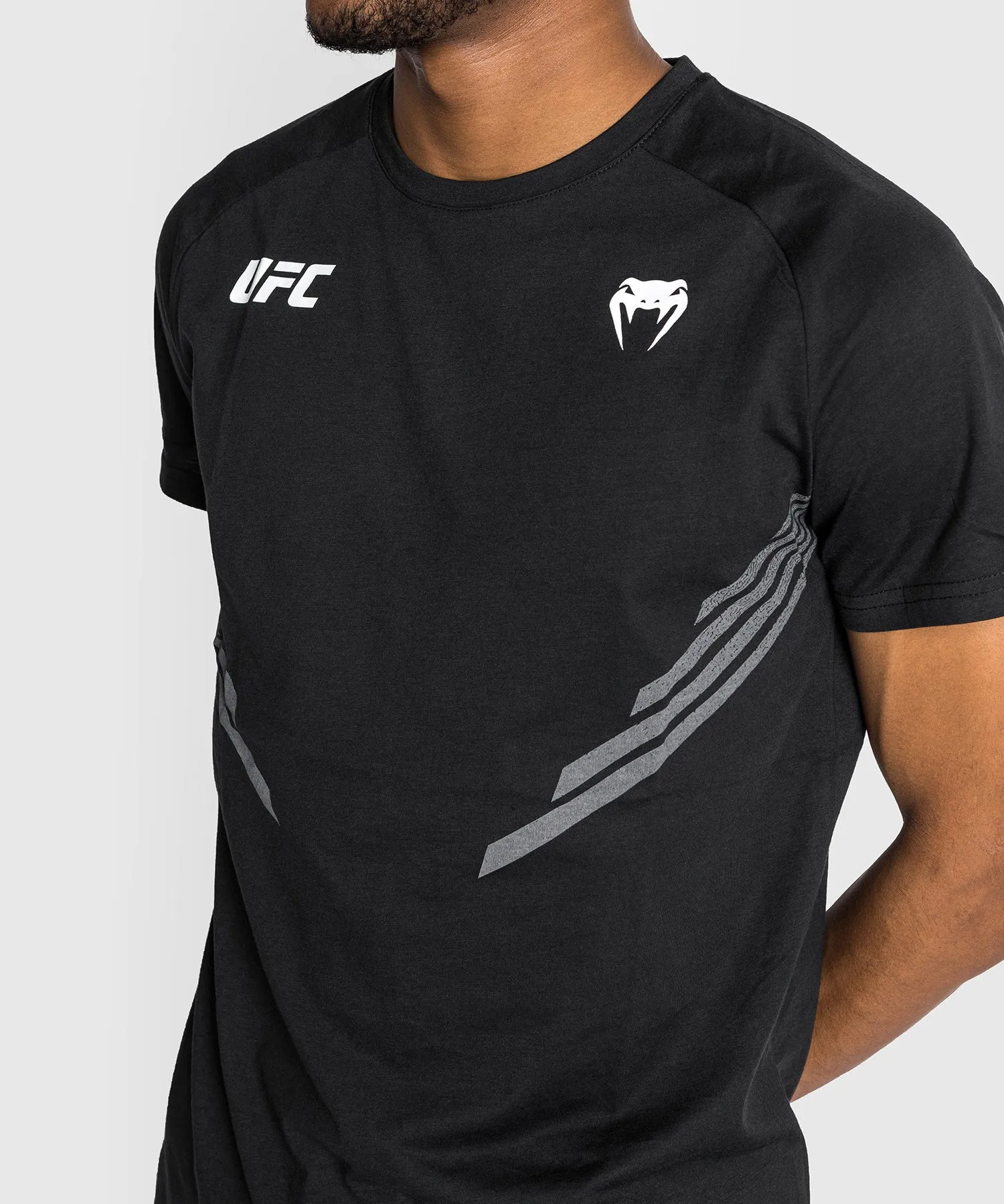 CAMISETA PARA HOMBRE UFC VENUM REPLICA  NEGRO