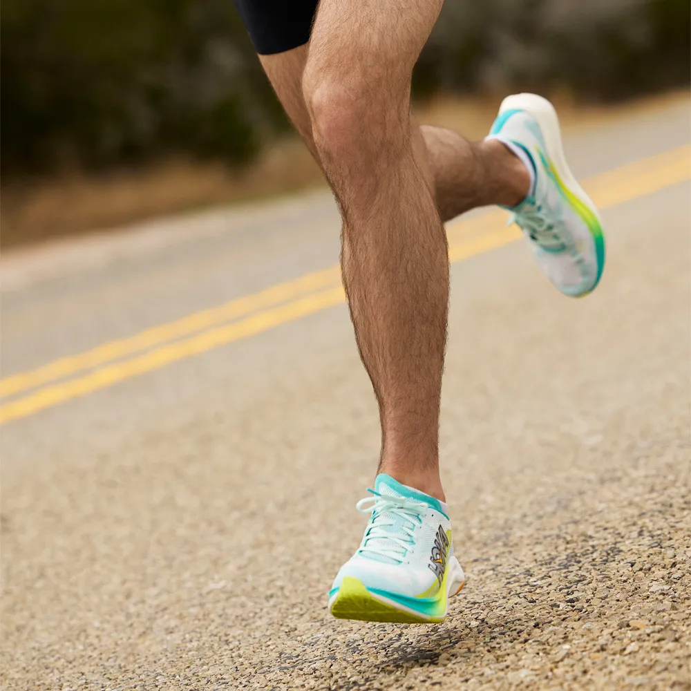 HOKA CIELO RD ZAPATILLAS RUNNING   SS24