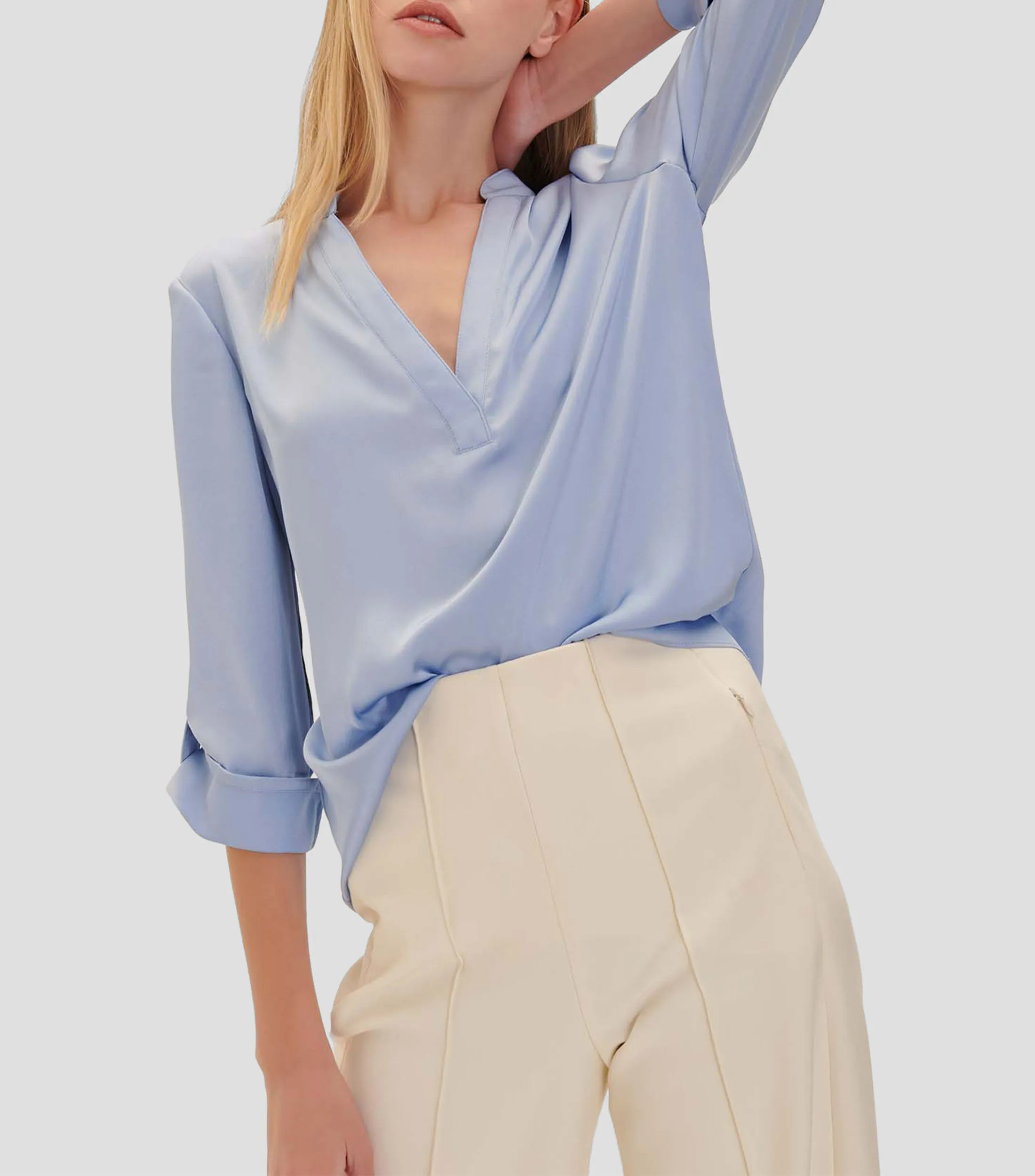 Julio Blusa de Satín Cuello Mao y Escote V Azul Celeste Mujer