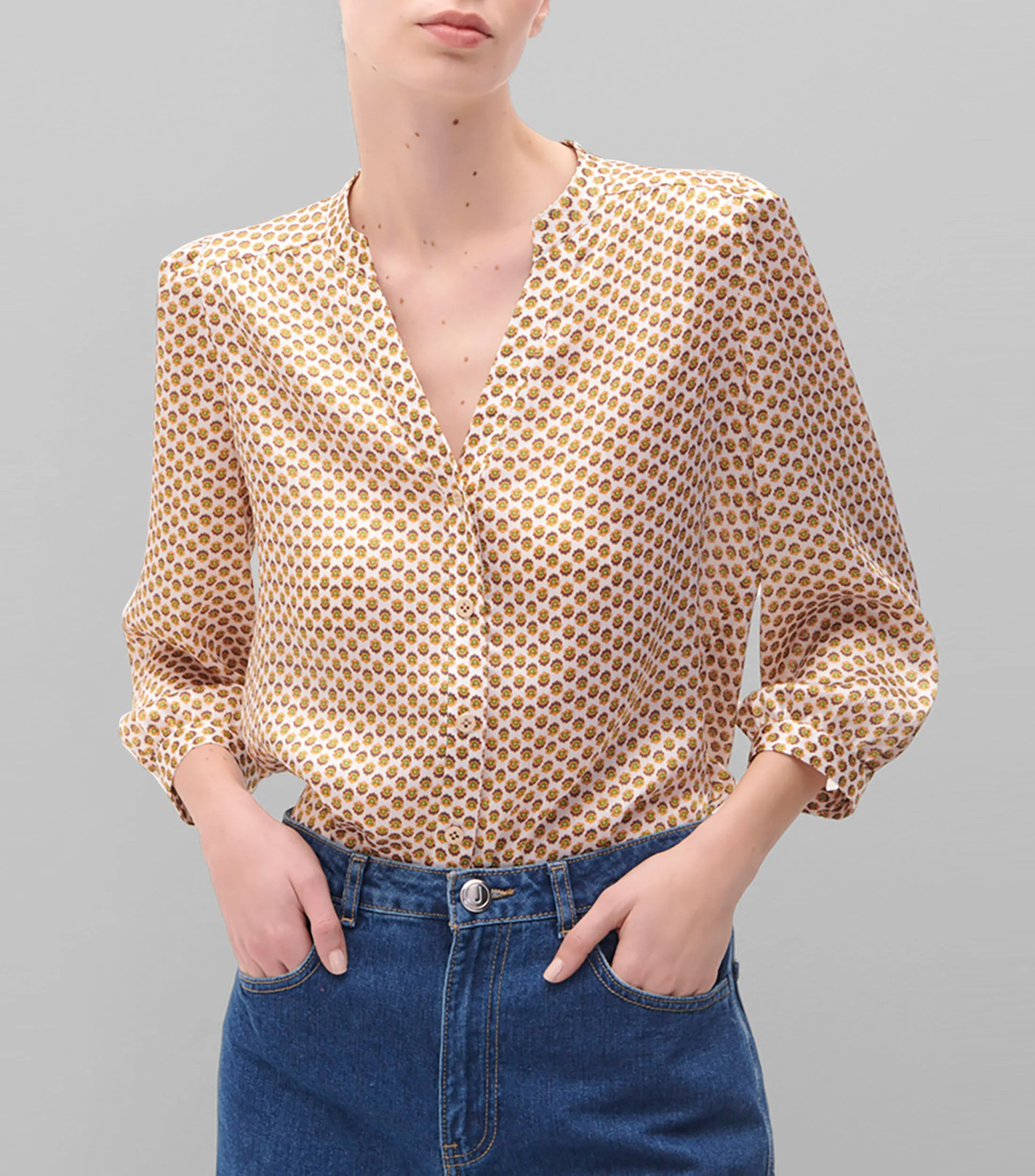 Julio Blusa De Satín Estampada Escote V Mujer