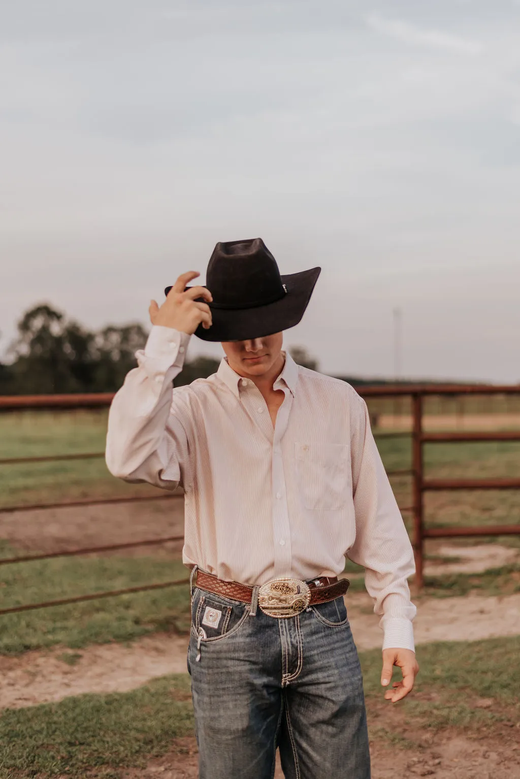 MEN'S ARIAT WRINKLE FREE GRAYSEN CLASSIC FIT SHIRT