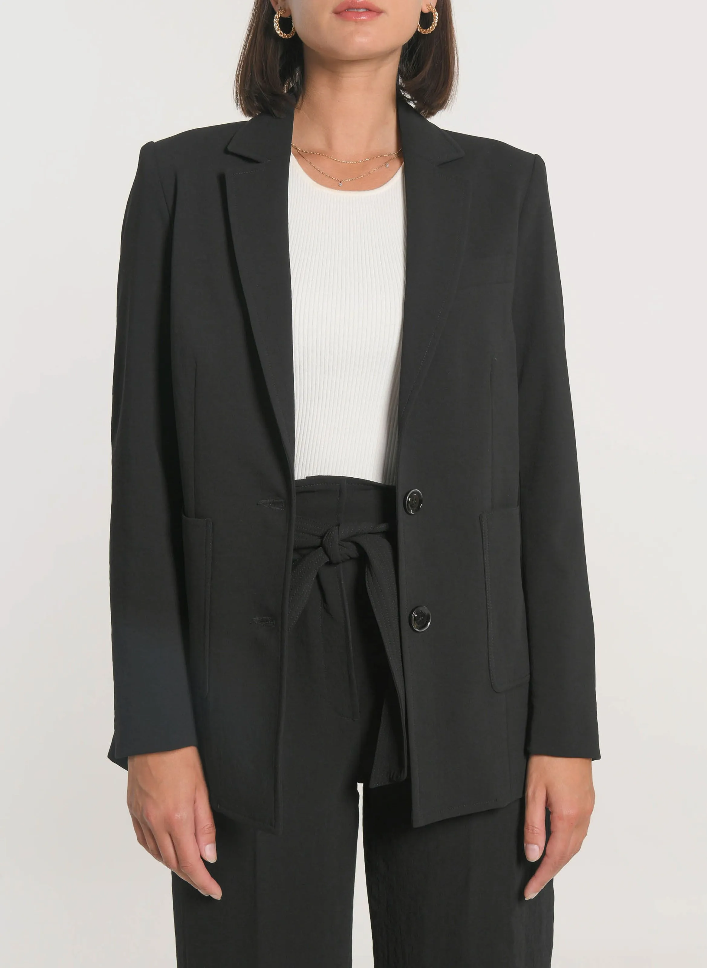 MIKA  CHAQUETA DE SASTRE AJUSTADA EN NEGRO