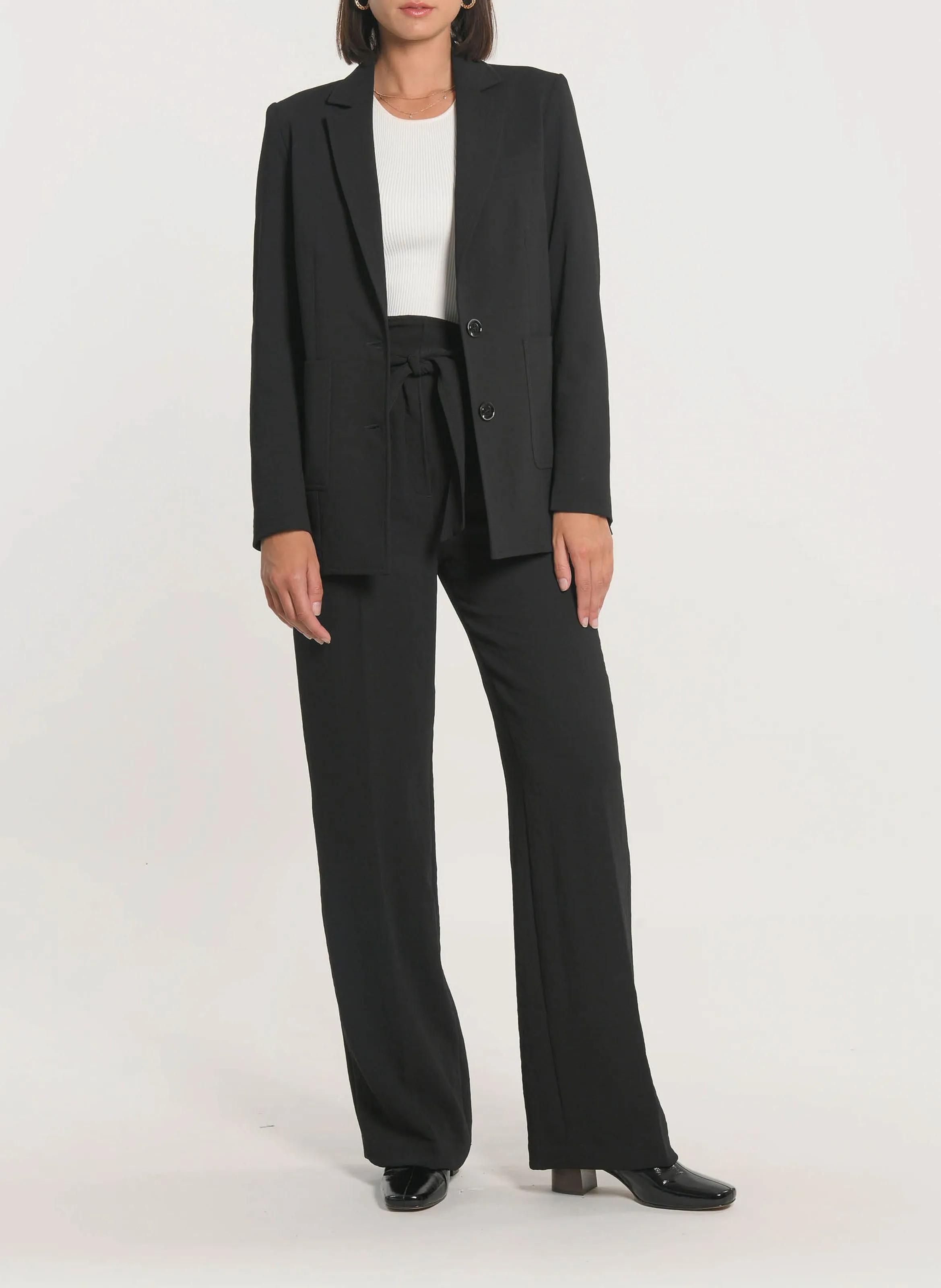 MIKA  CHAQUETA DE SASTRE AJUSTADA EN NEGRO