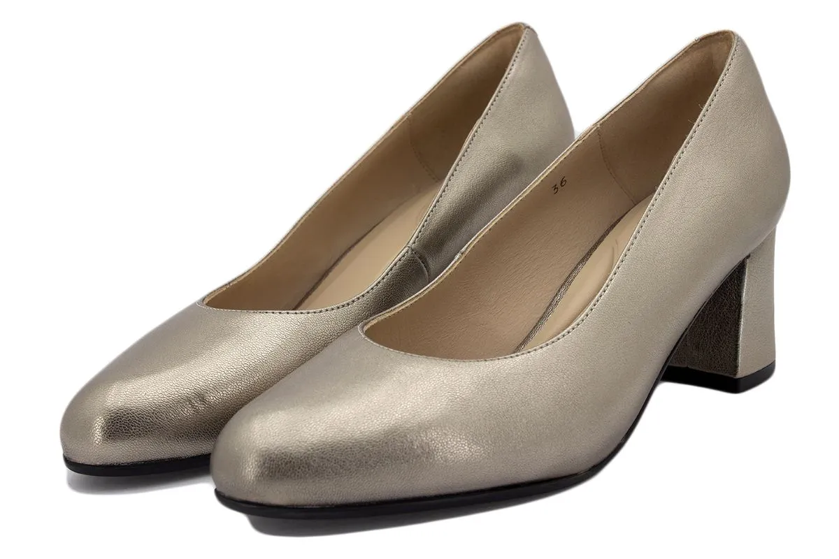 Mink Metal Pump