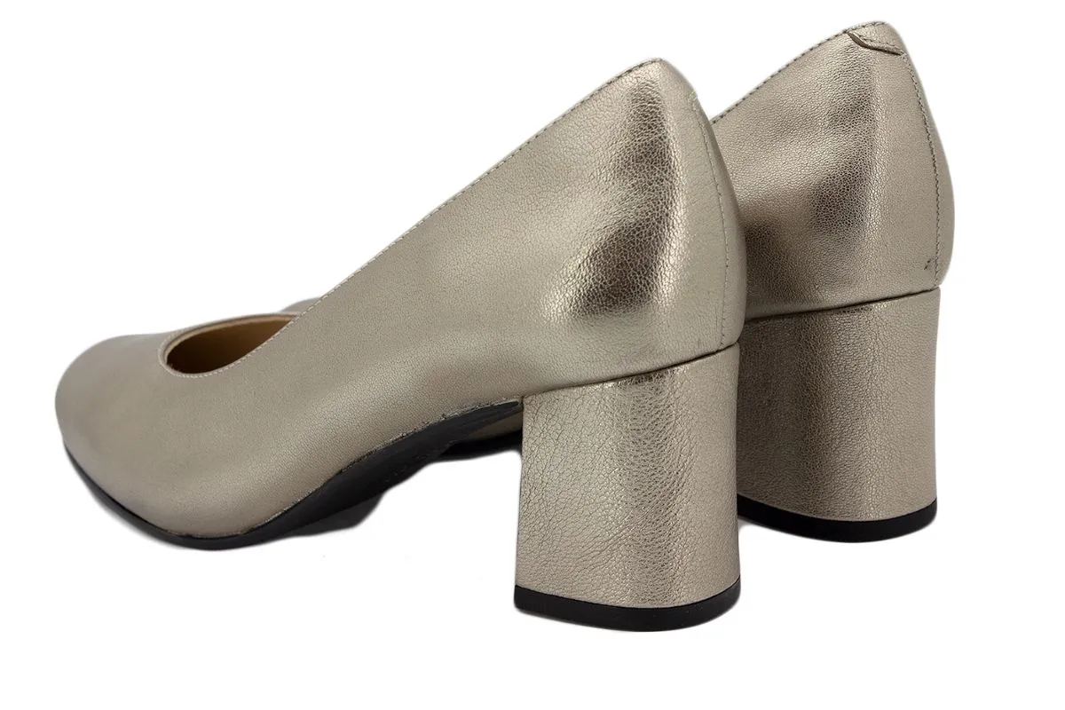 Mink Metal Pump