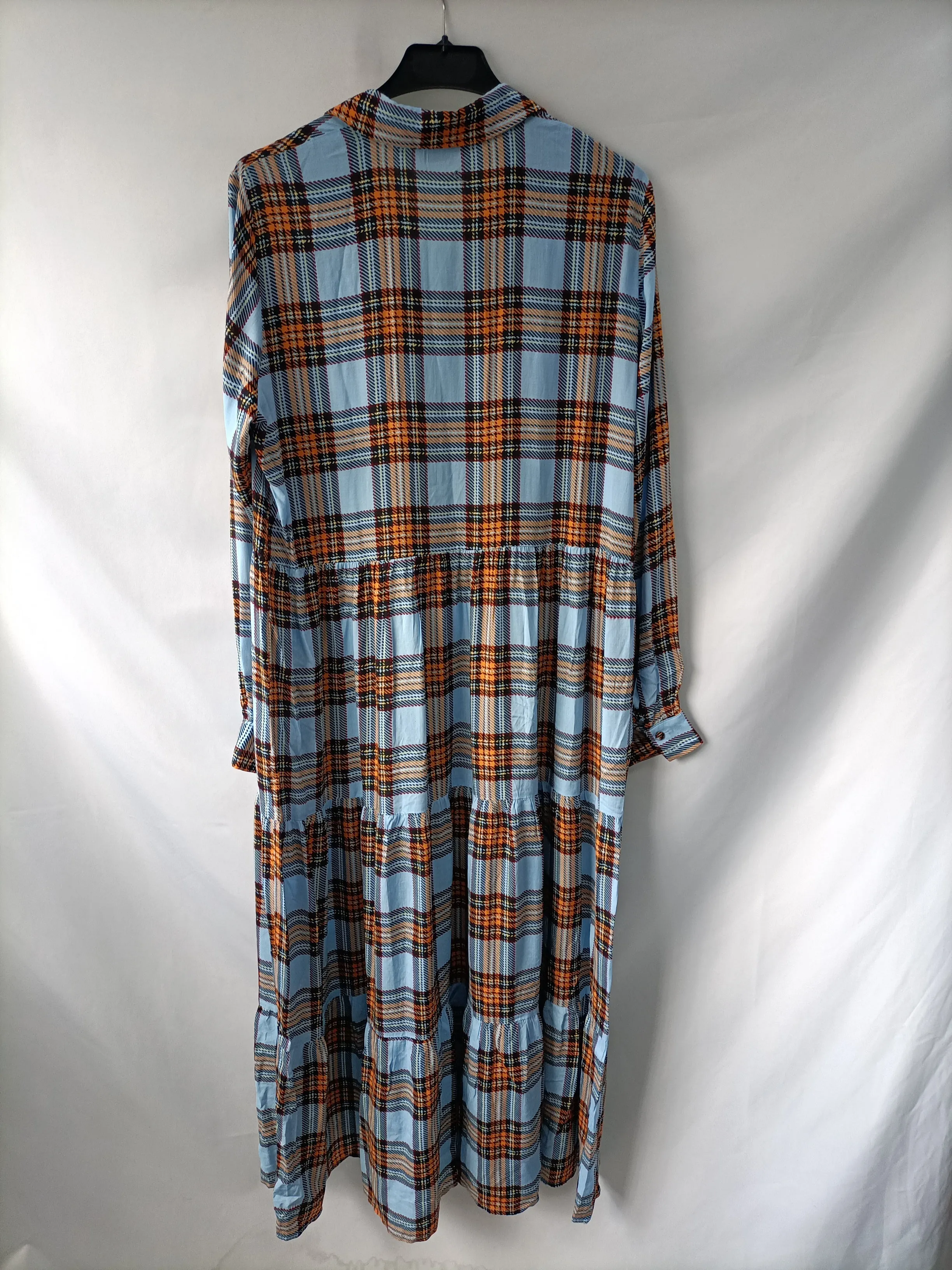 MÜNPH vestido largo cuadros azul claro