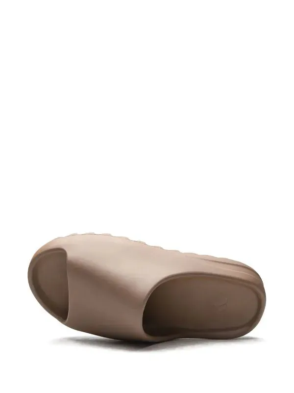 N370O Adidas YEEZY SLIDE MARRON