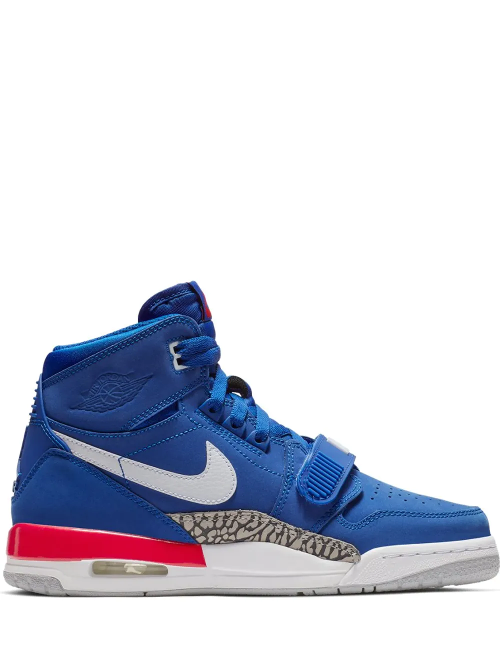 N370O Jordan Legacy 312 Pistons