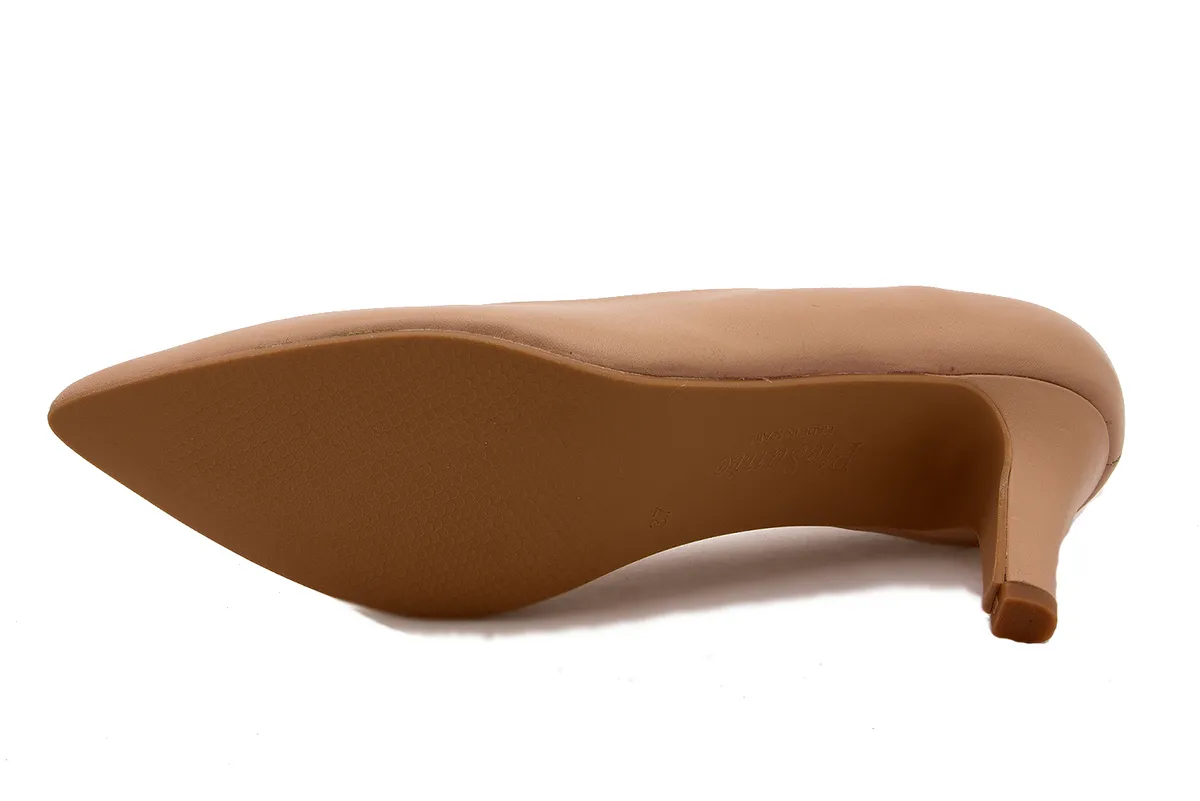 Nude Leather Pump