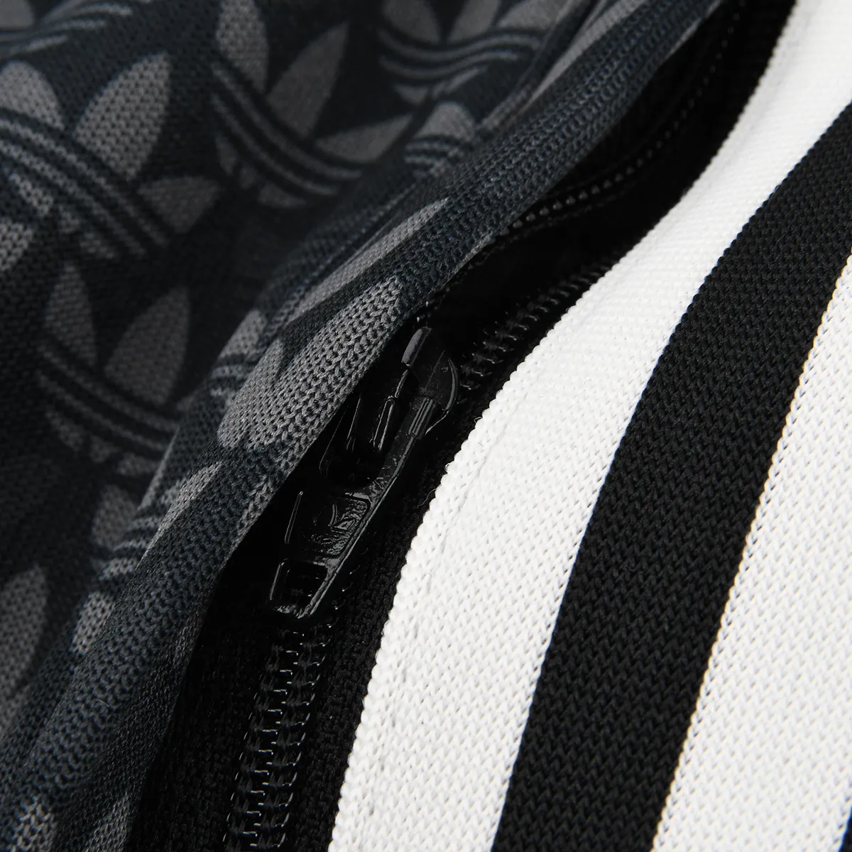 Pantalón adidas Classic Monogram Hombre