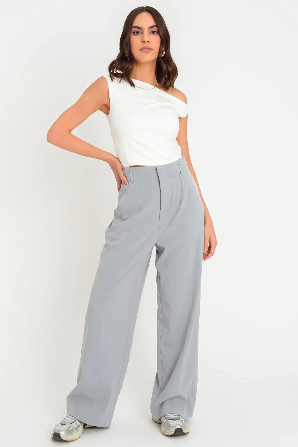 Pantalón fit wide leg tiro alto con pinzas