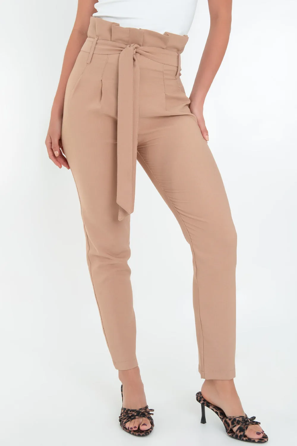 Pantalón paper bag con cinturón