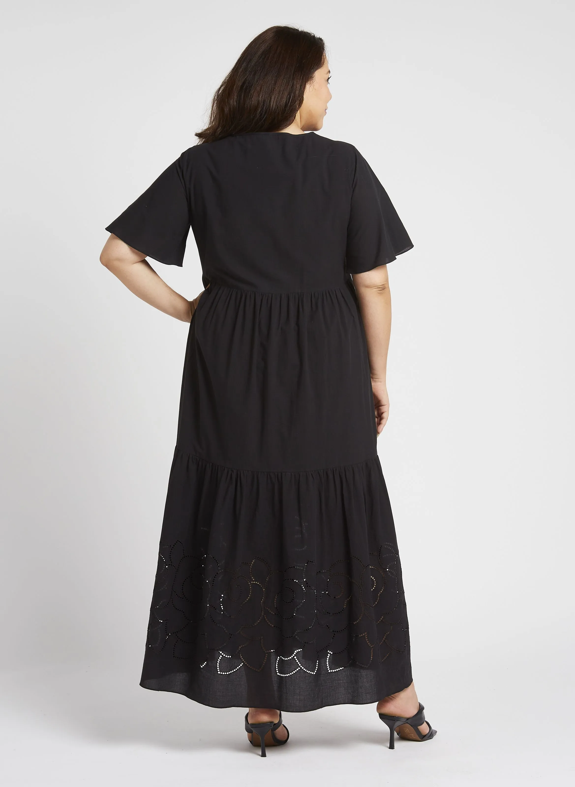 PERSONA BY MARINA RINALDI ARES  VESTIDO LARGO CON BORDADO DE ALGODóN EN NEGRO