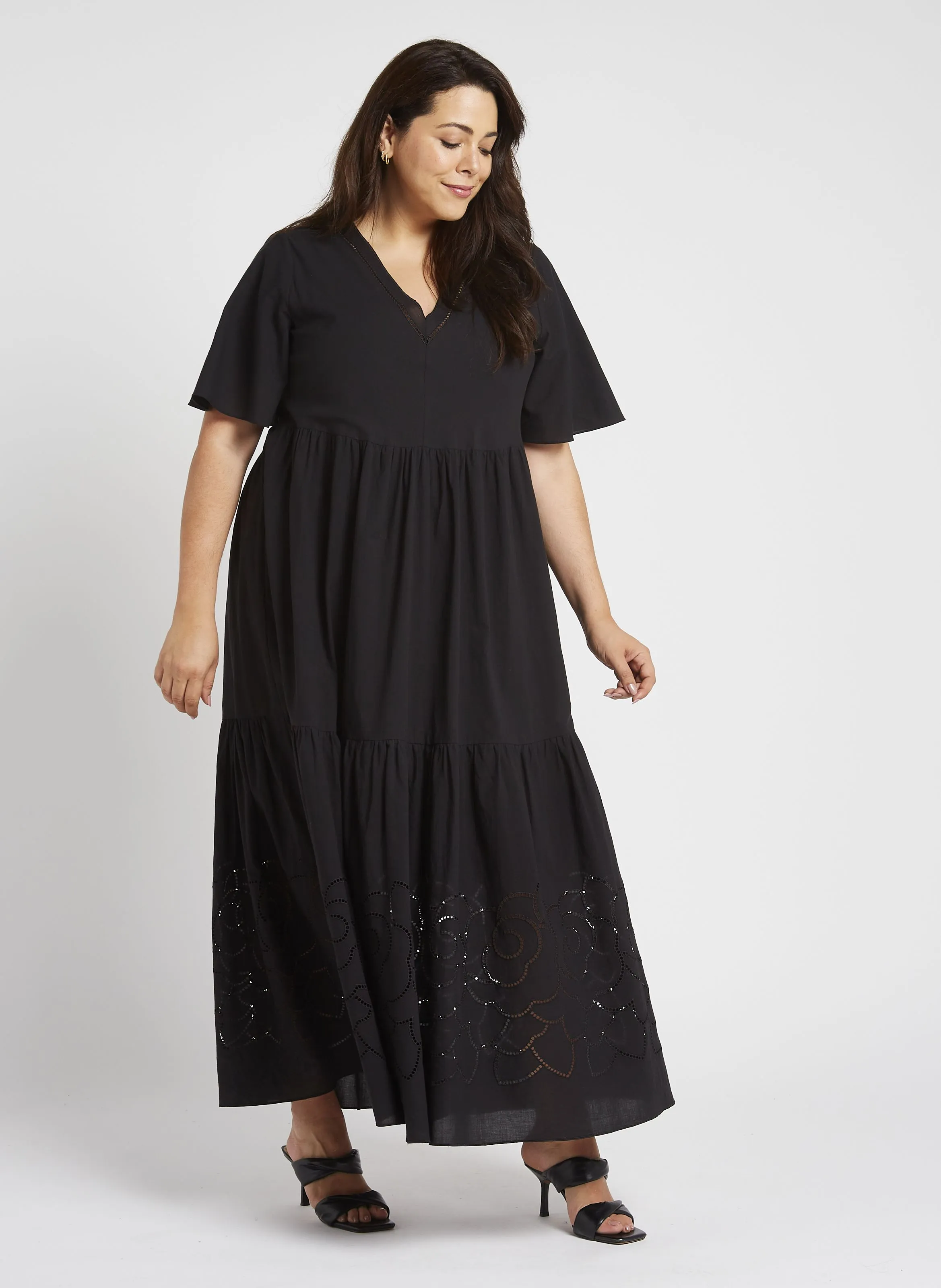 PERSONA BY MARINA RINALDI ARES  VESTIDO LARGO CON BORDADO DE ALGODóN EN NEGRO