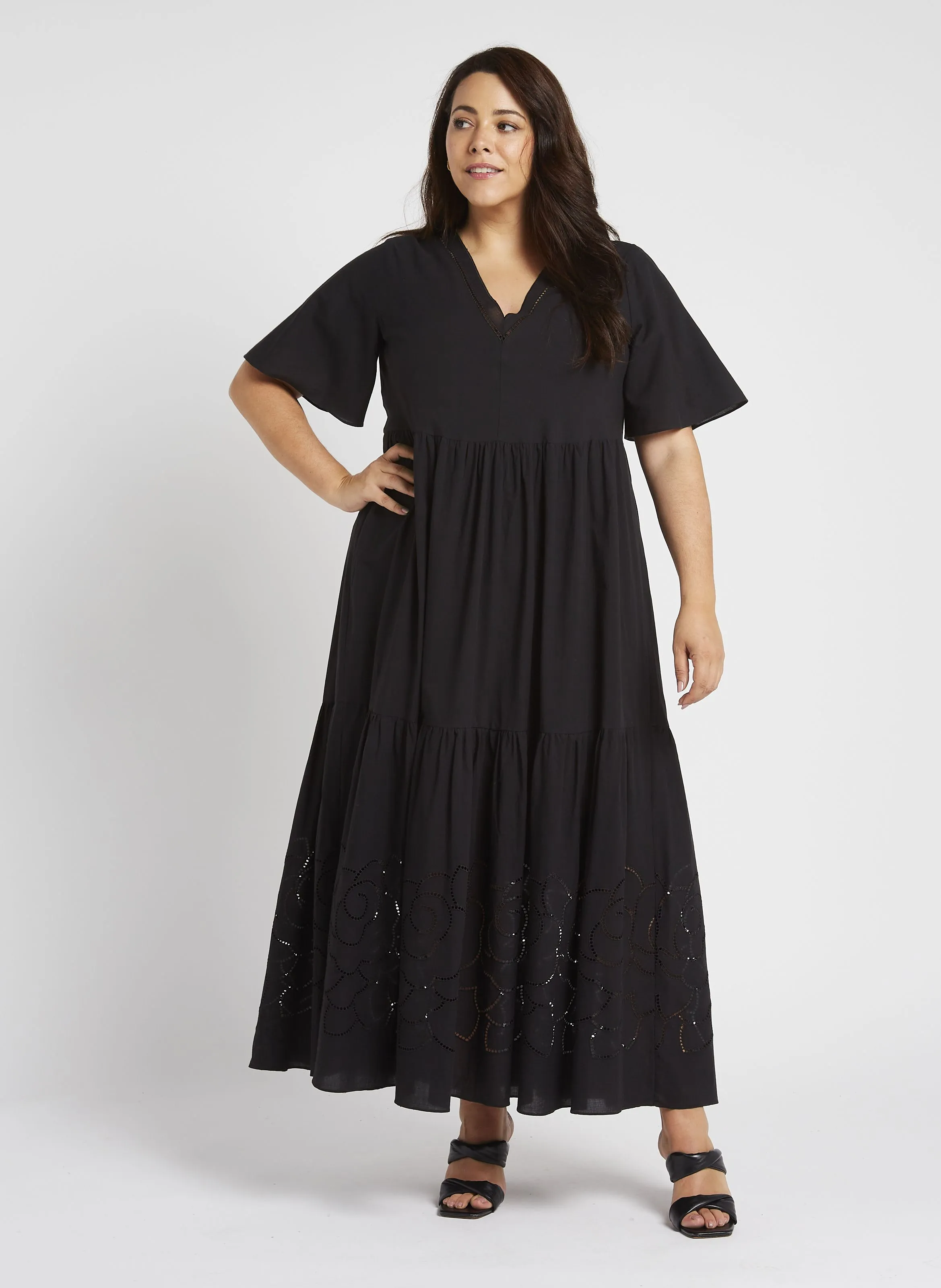 PERSONA BY MARINA RINALDI ARES  VESTIDO LARGO CON BORDADO DE ALGODóN EN NEGRO
