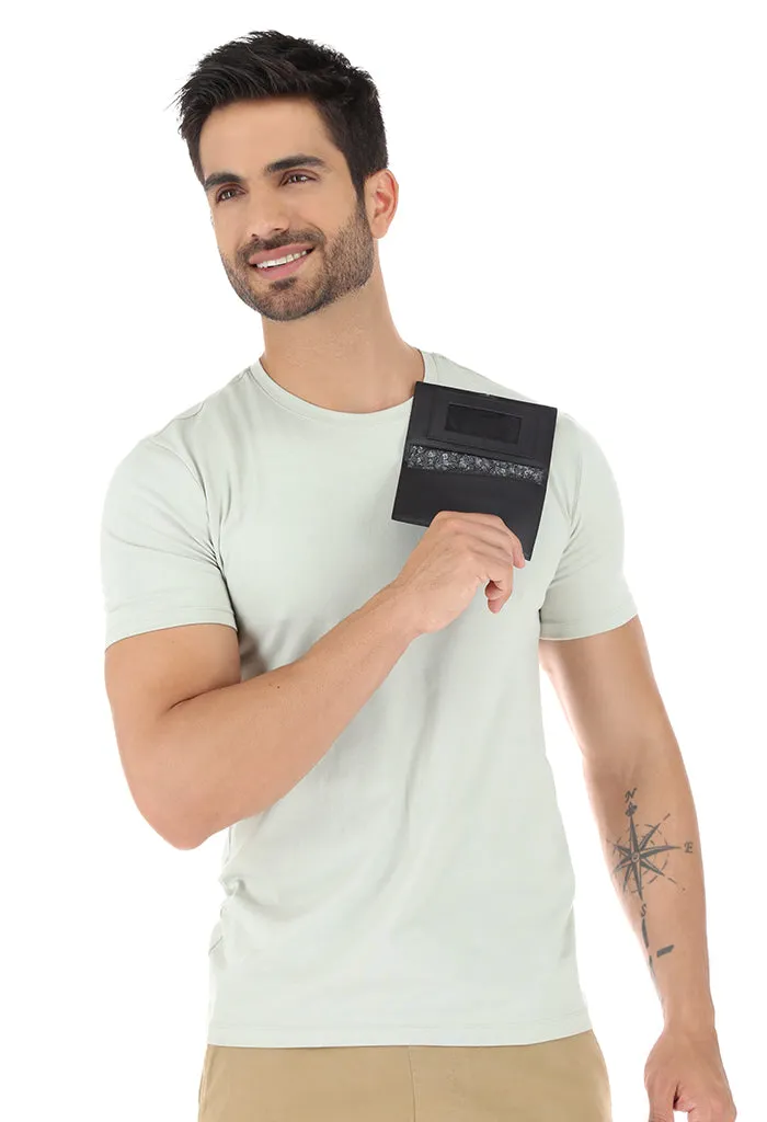 Porta Pasaporte Kukxaan Negro Ribete Gris Mariposa Monarca Negro