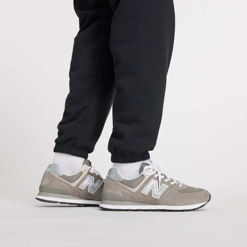 SUDADERA PARA HOMBRE COLLEGIATE TSHIRT NEW BALANCE