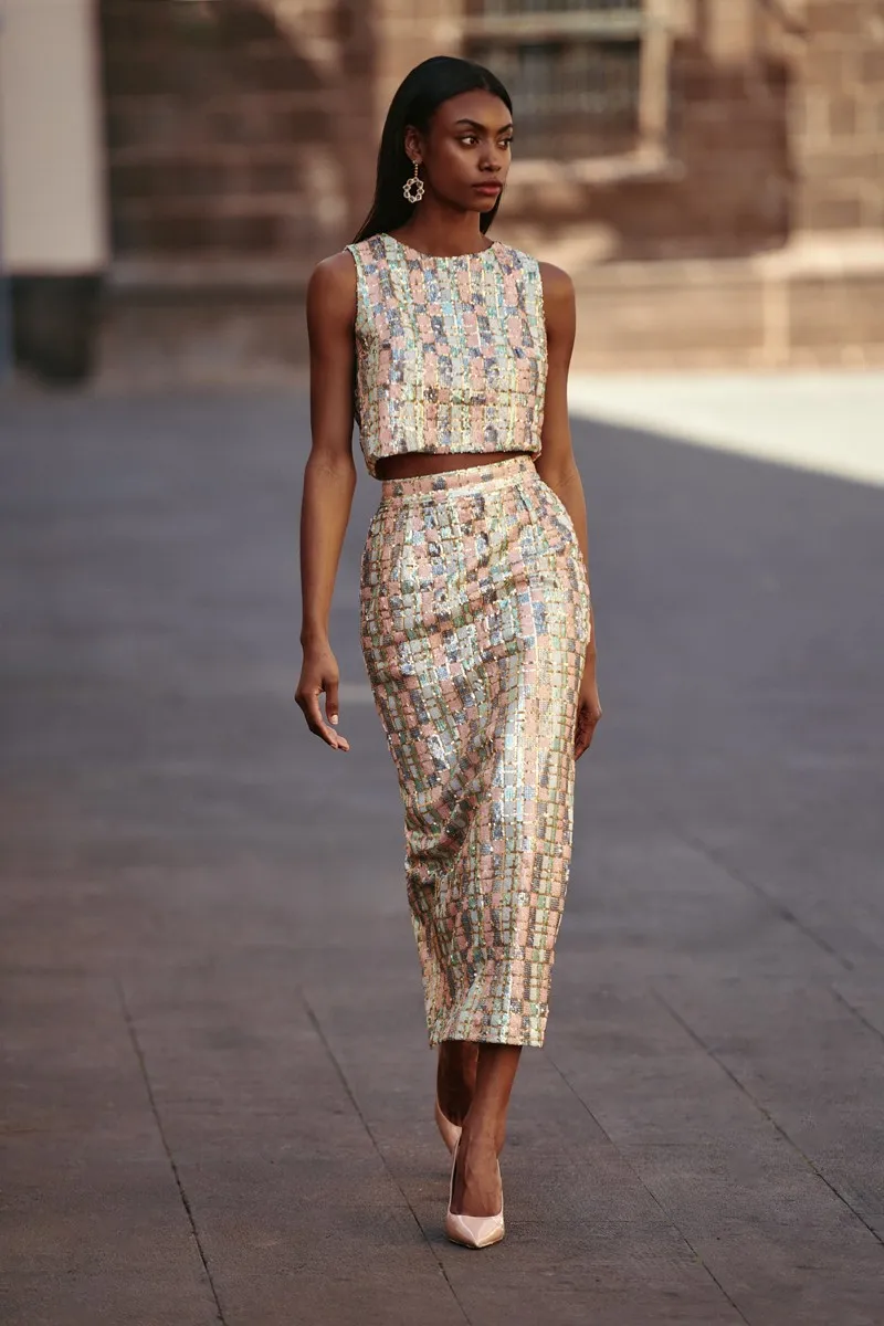Top lentejuelas tonos pastel espalda cruzada El Pozo