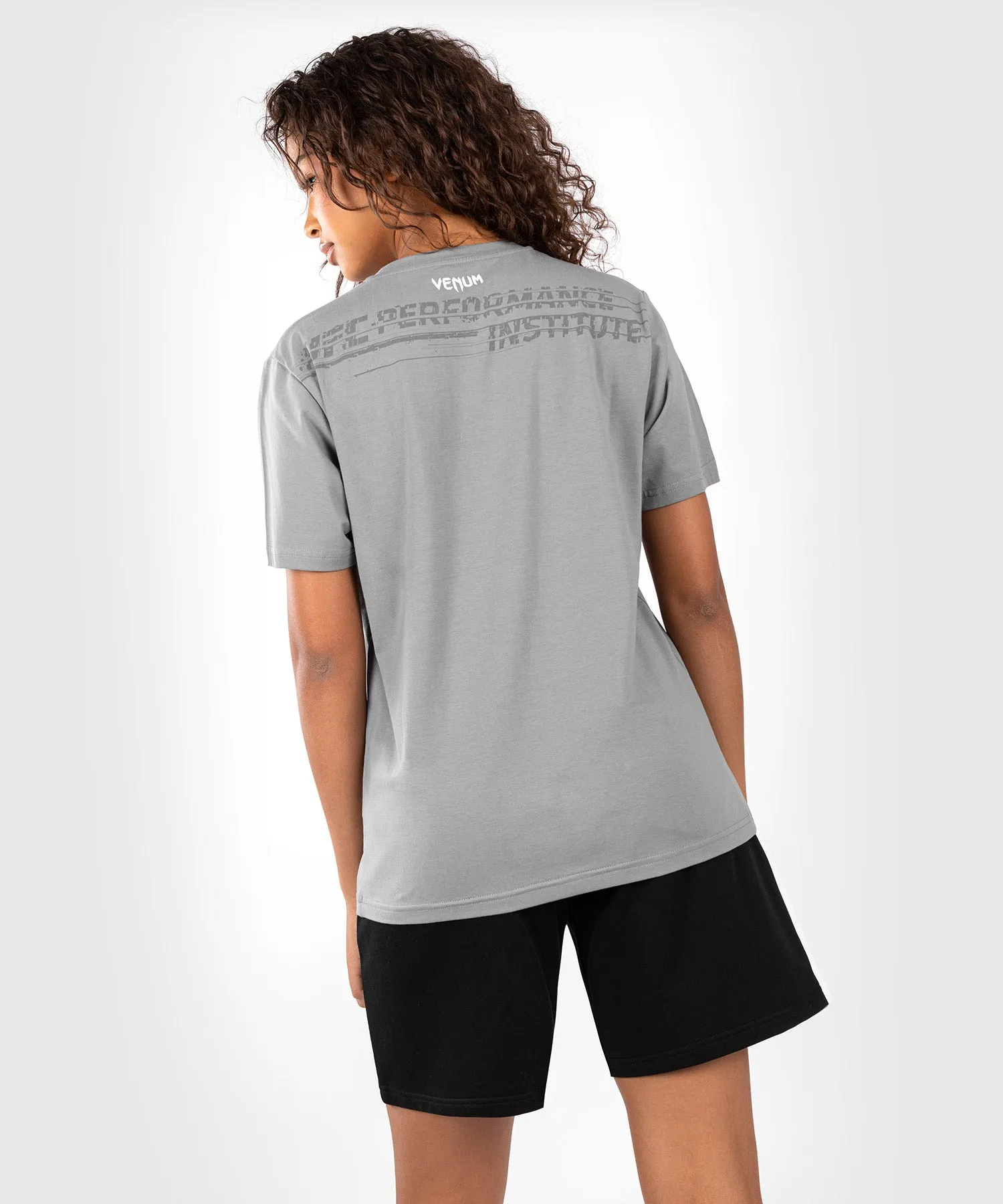 UFC VENUM PERFORMANCE INSTITUTE 2.0  CAMISETA DE MUJER  GRIS
