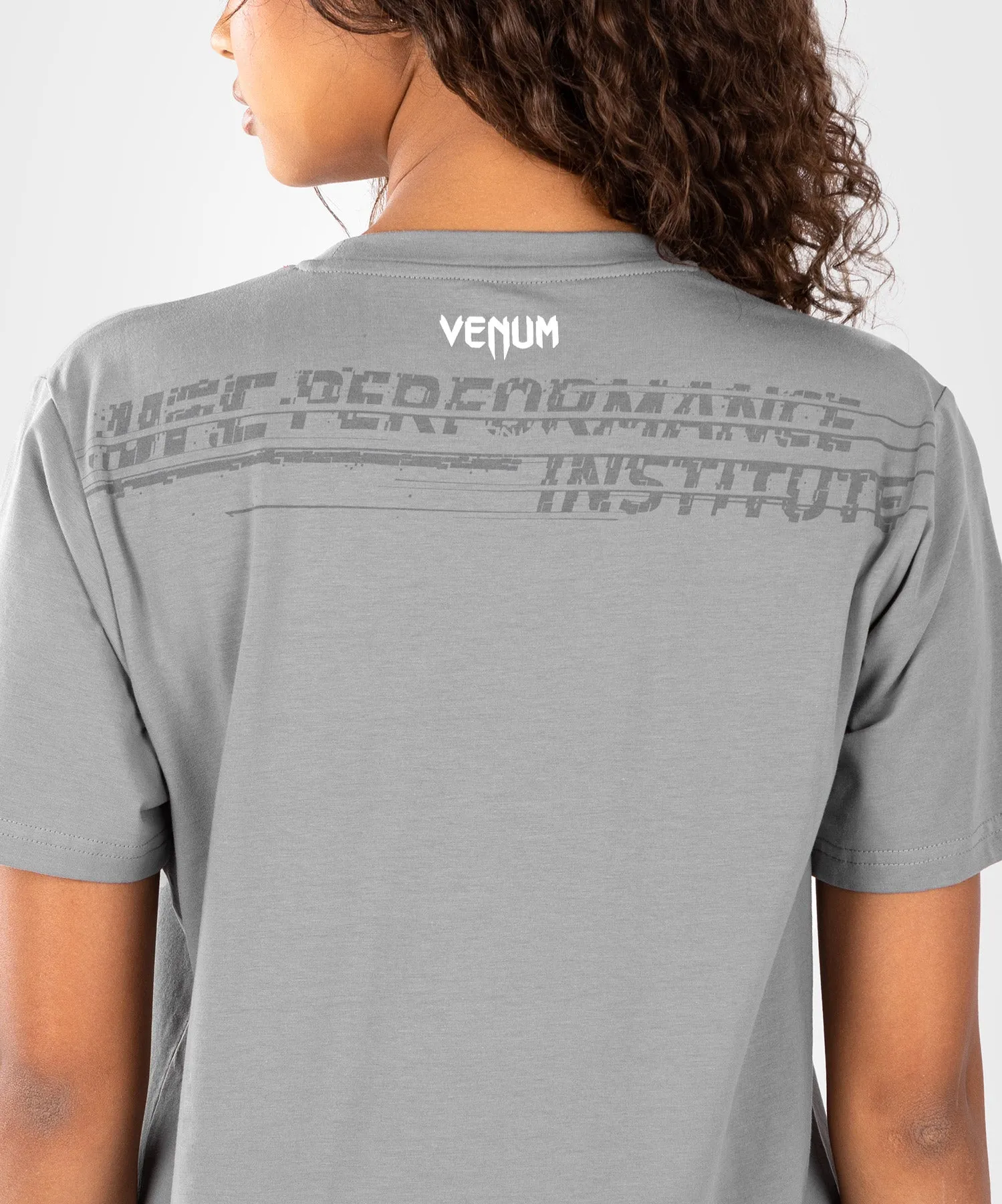UFC VENUM PERFORMANCE INSTITUTE 2.0  CAMISETA DE MUJER  GRIS
