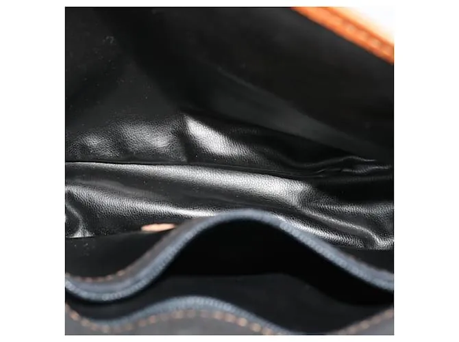 Valentino Garavani Negro 