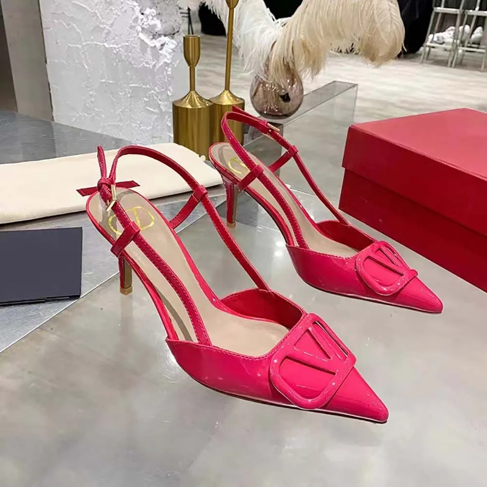 Valentino Mujer Vlogo Signature Charol Slingback Pump 80mm / 3.15 in