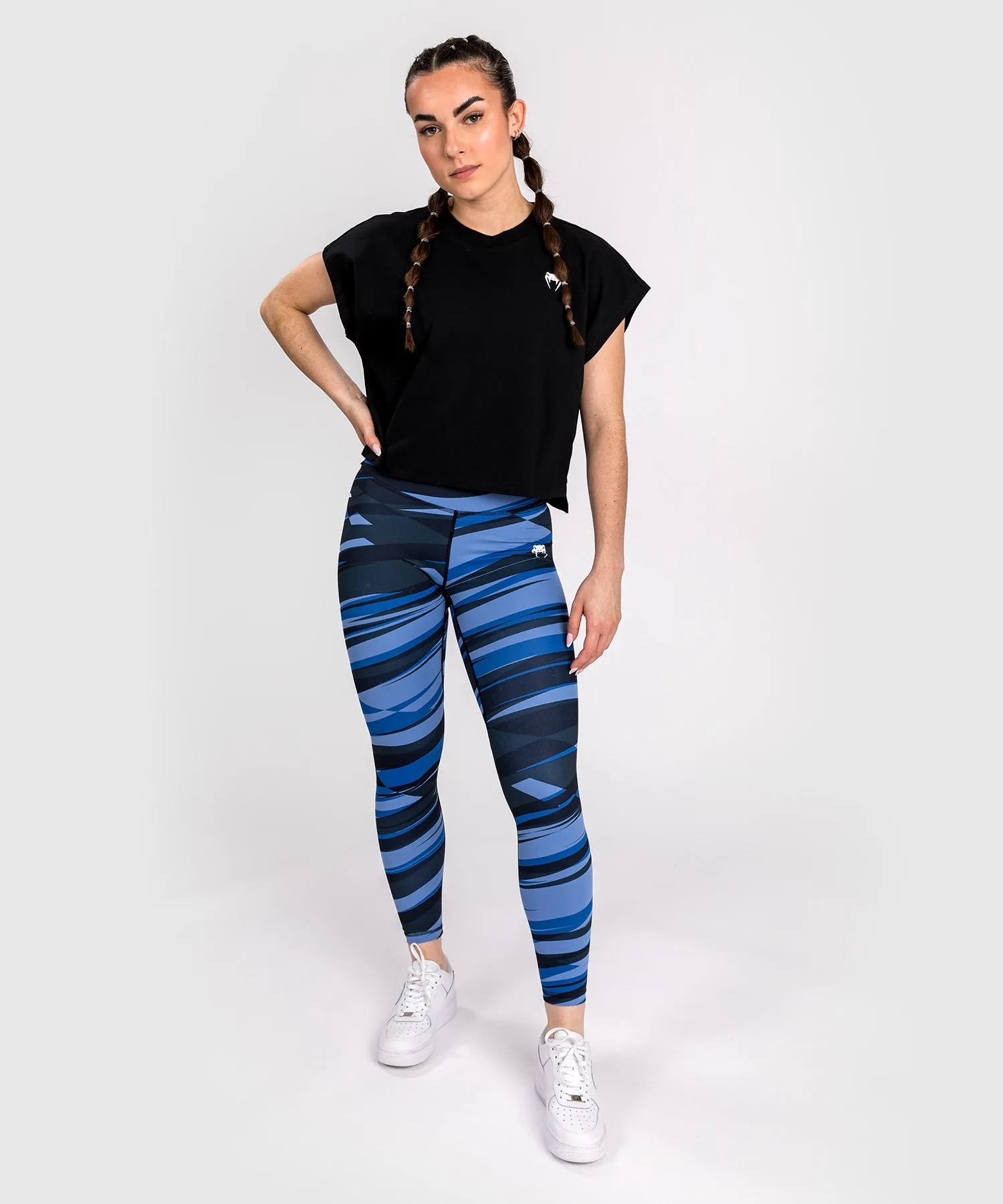 VENUM ABYSS CAMISETA CORTA PARA MUJER  NEGRO PROFUNDO