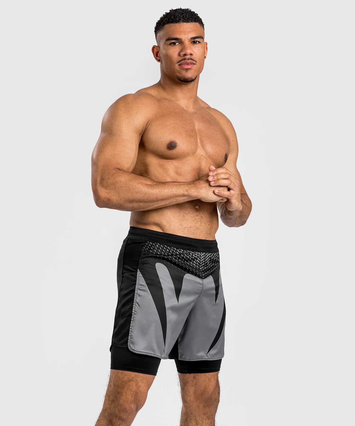 VENUM ATTACK PANTALONES CORTOS DE LUCHA PARA HOMBRE  NEGRO