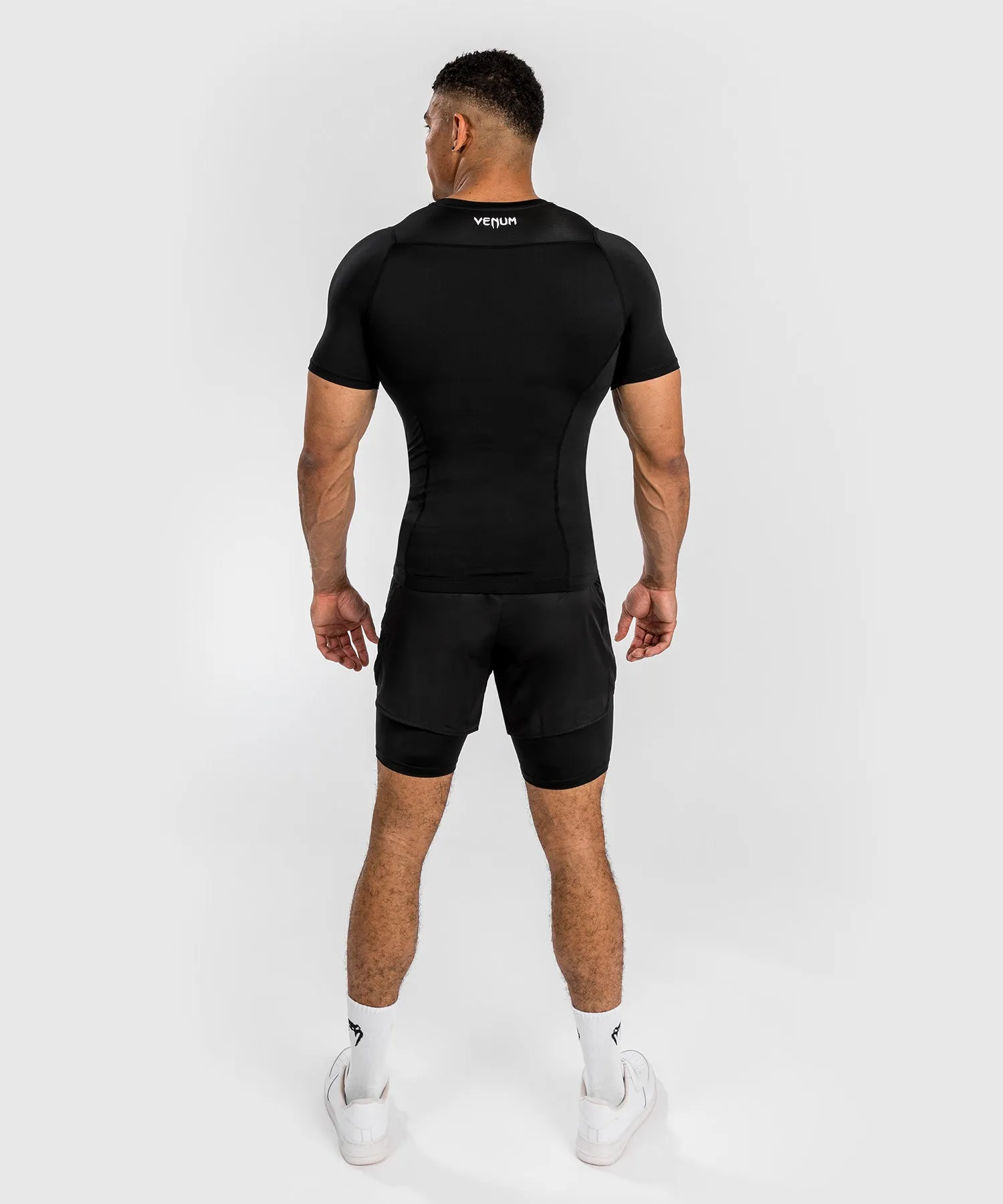 VENUM ATTACK RASHGUARD DE MANGA CORTA PARA HOMBRE  NEGRO/GRIS