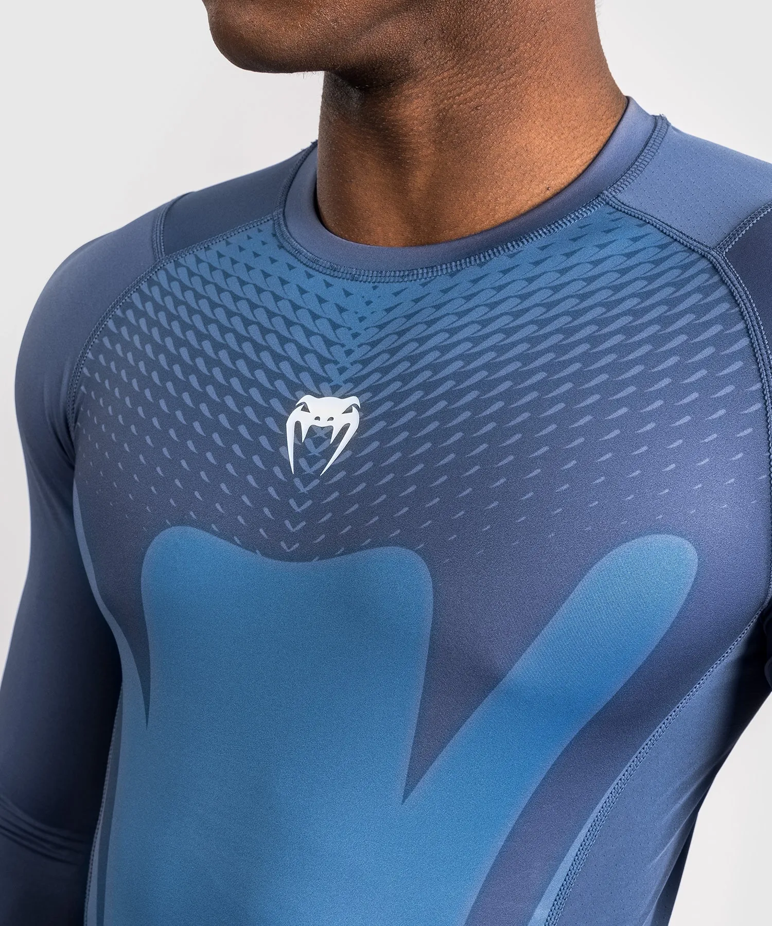 VENUM ATTACK RASHGUARD DE MANGA LARGA PARA HOMBRE  AZUL MARINO