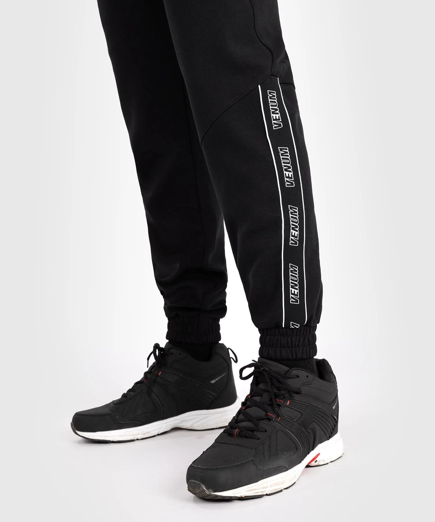 VENUM CONTENDER 4.0 JOGGERS PARA HOMBRE  NEGRO