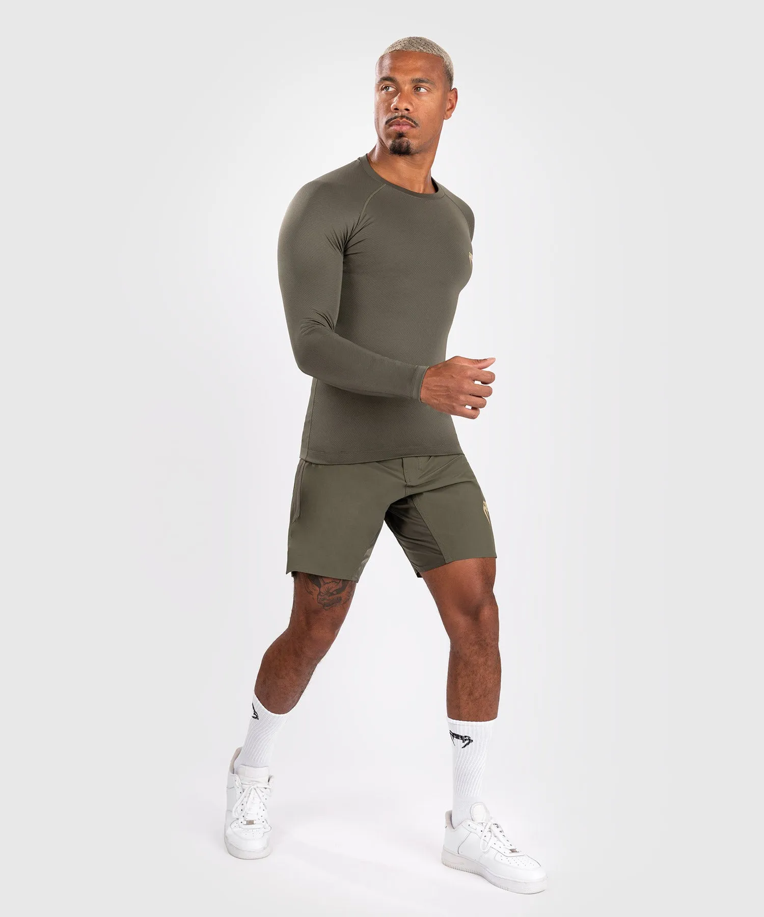VENUM CONTENDER LYCRA DE MANGA LARGA PARA HOMBRE  CAQUI