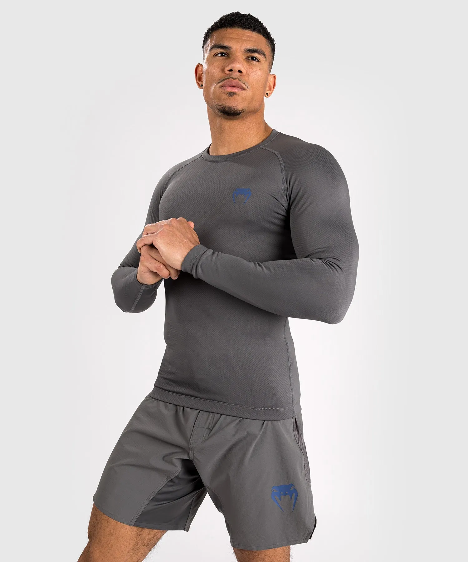VENUM CONTENDER LYCRA DE MANGA LARGA PARA HOMBRE  GRIS