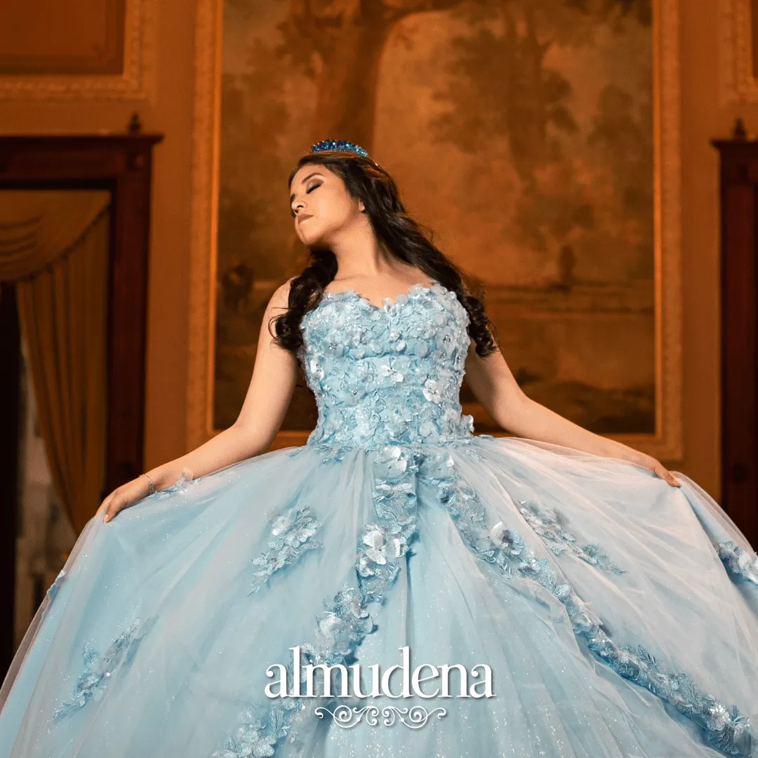 Vestido de XV Azul Cielo con Encaje Bordado de Gala