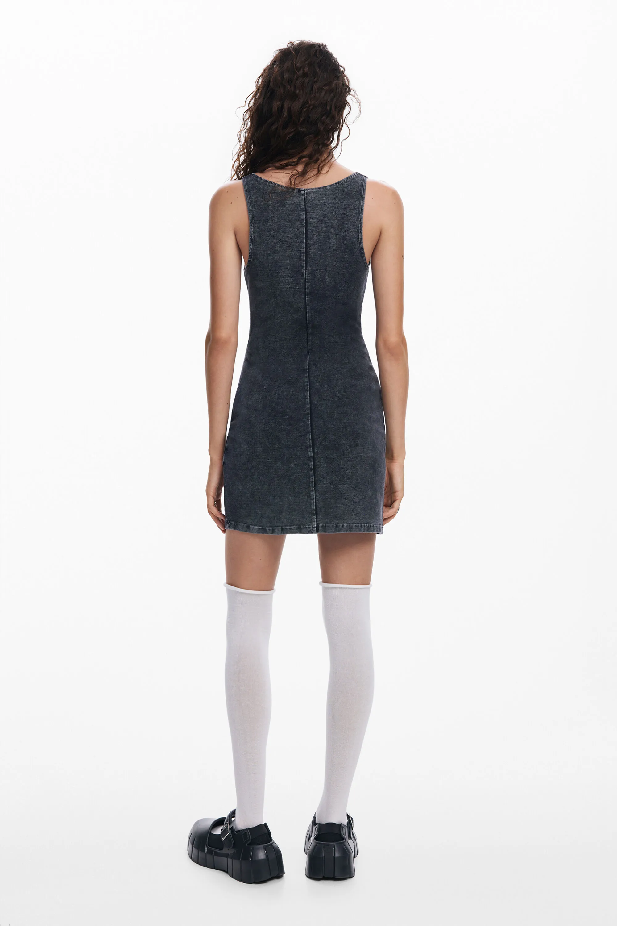 Vestido denim efecto lavado