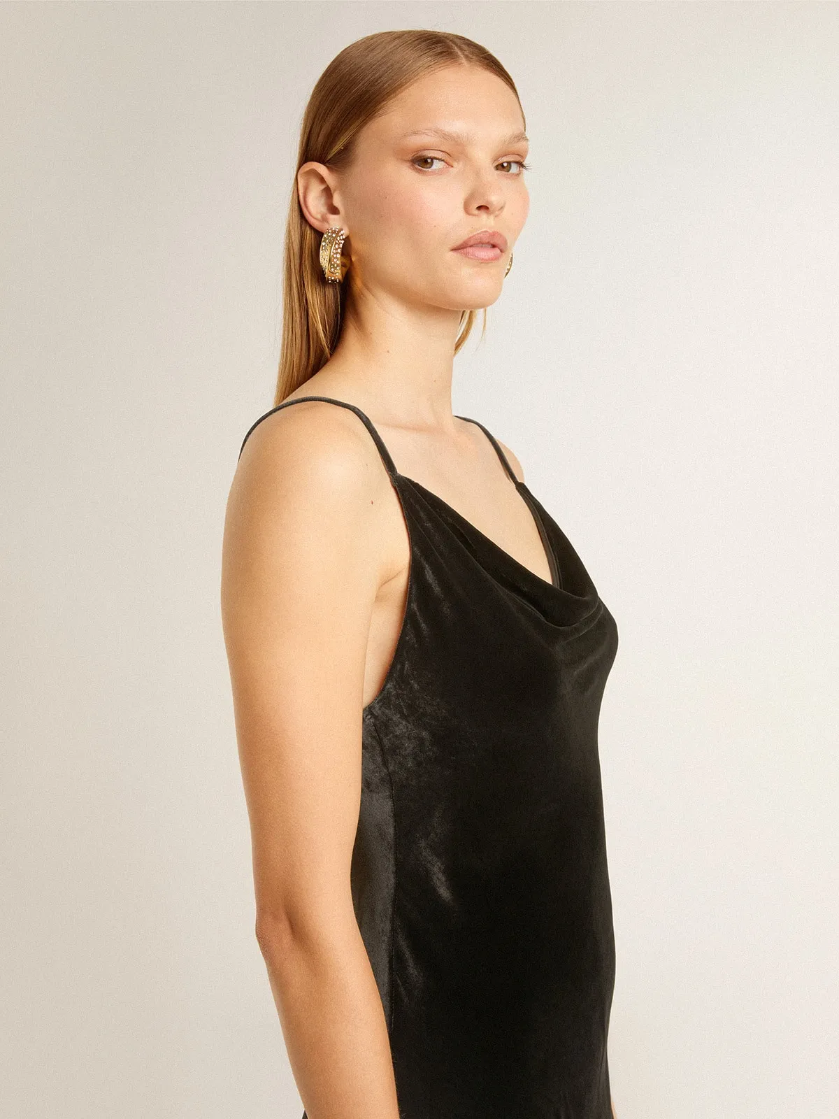  Vestido lencero de mujer de efecto terciopelo de color negro