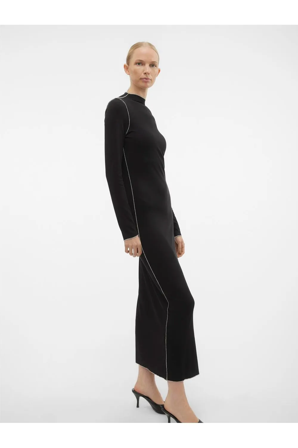 VESTIDO NIPA