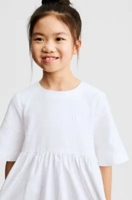 Vestido para niñas con mangas recortadas, rayas de la marca y logo