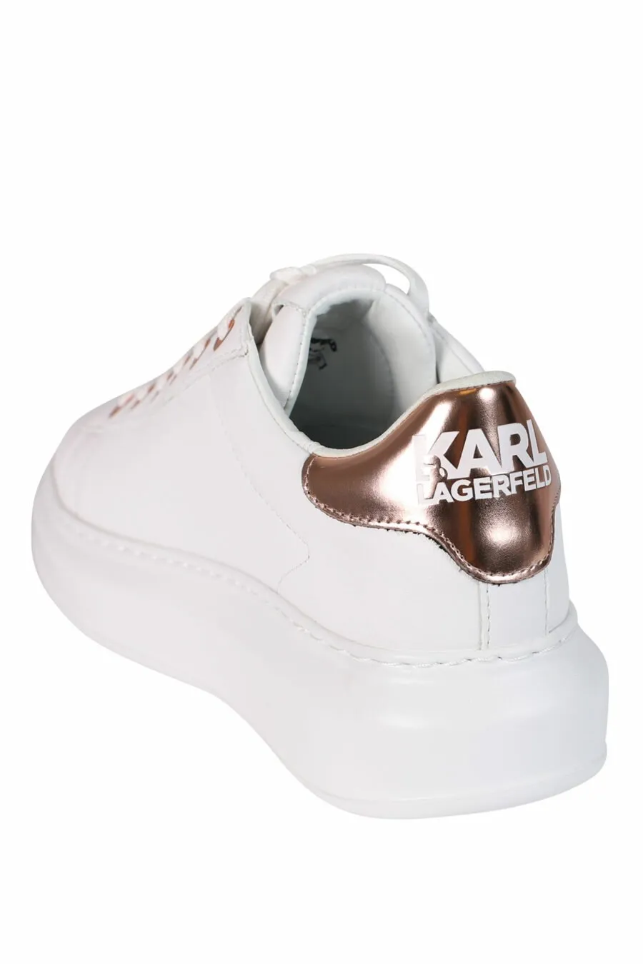 Zapatillas blancas con detalles rosa y logo 