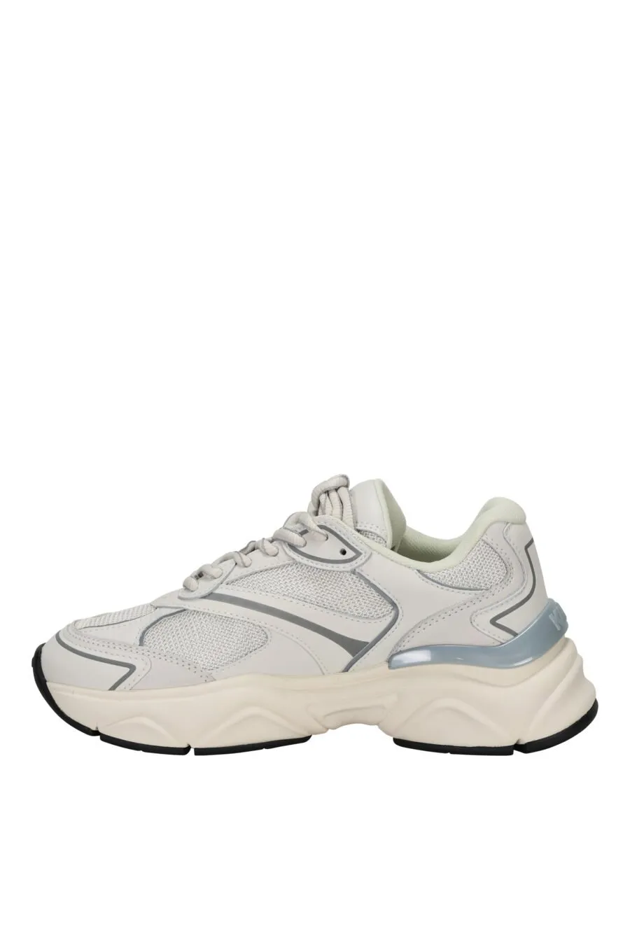 Zapatillas blancas y gris mix 